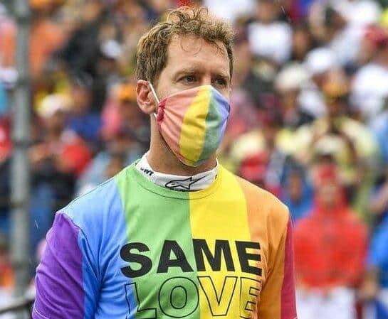 Vettel e sua camisa: mais um exemplo para a Copa do Mundo no Catar