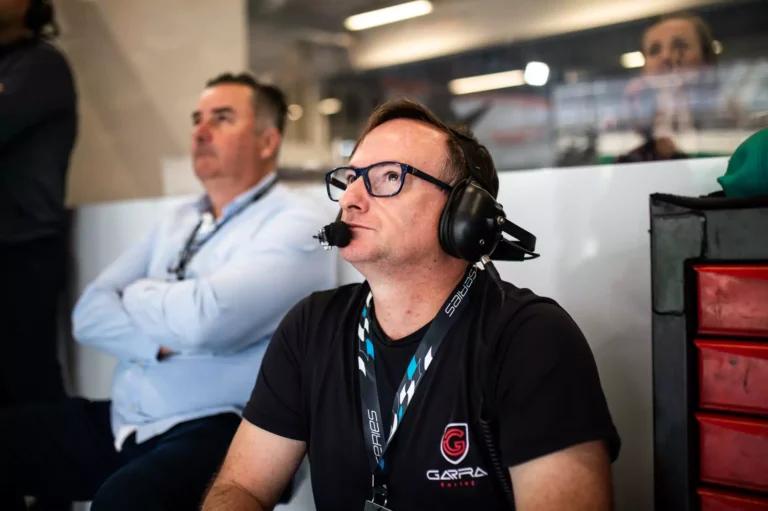 Adilson Morari - chefe de equipe Garra Racing - Duda Bairros