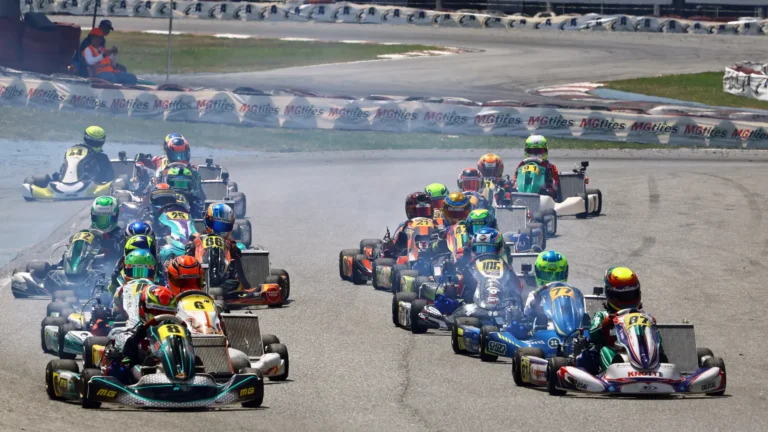 Largada Kart Profissional - Fabio Oliveira/Radical Motors