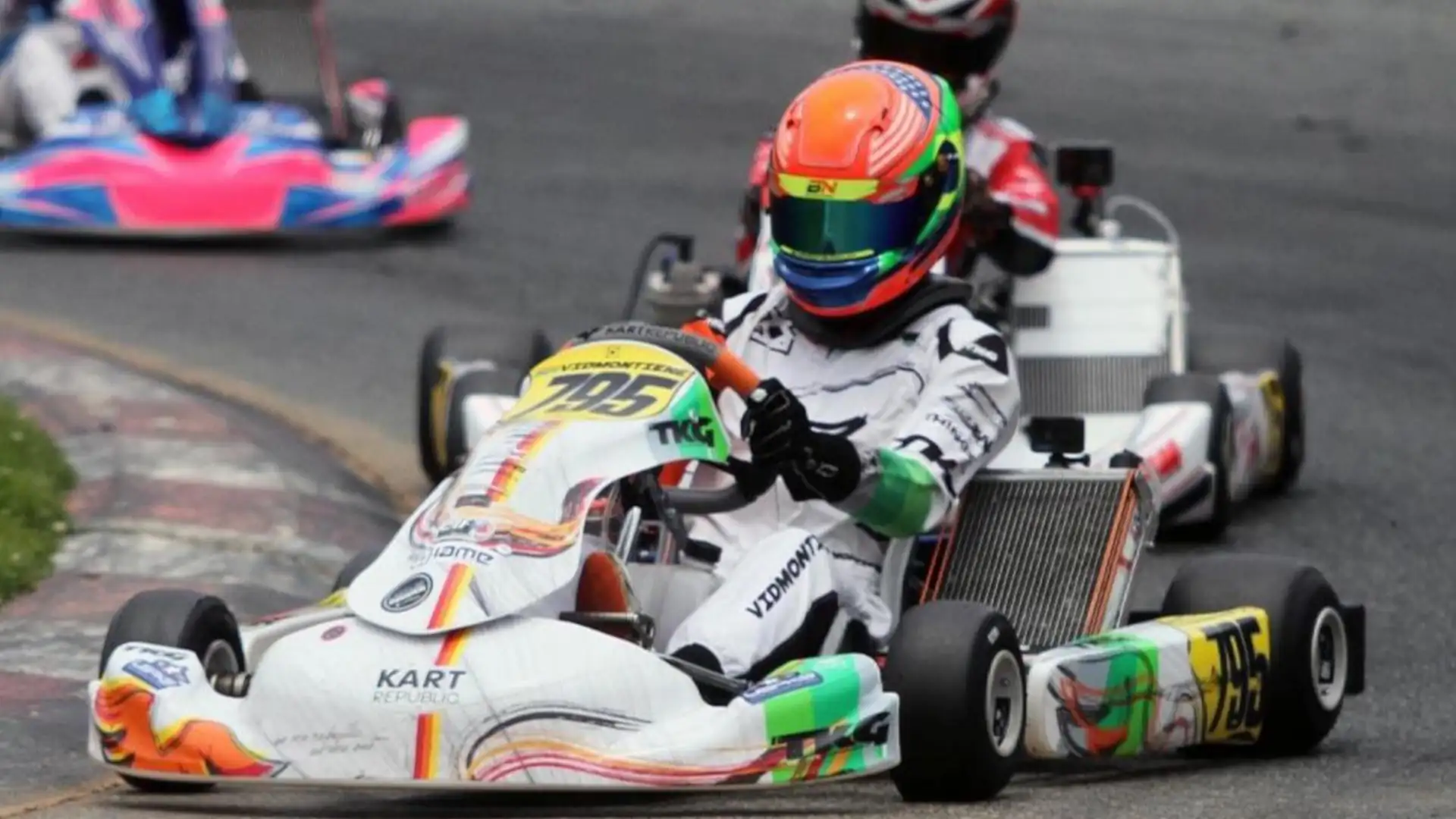 Kartista Enzo Vidmontiene - USPKS