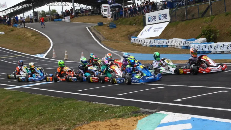 Largada Circuito Internacional Paladino - Fabio Oliveira/Radical Motors
