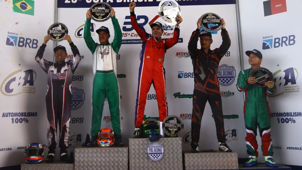Pódio F4 Sênior Sênior Master - Fábio Oliveira/Radical Motors
