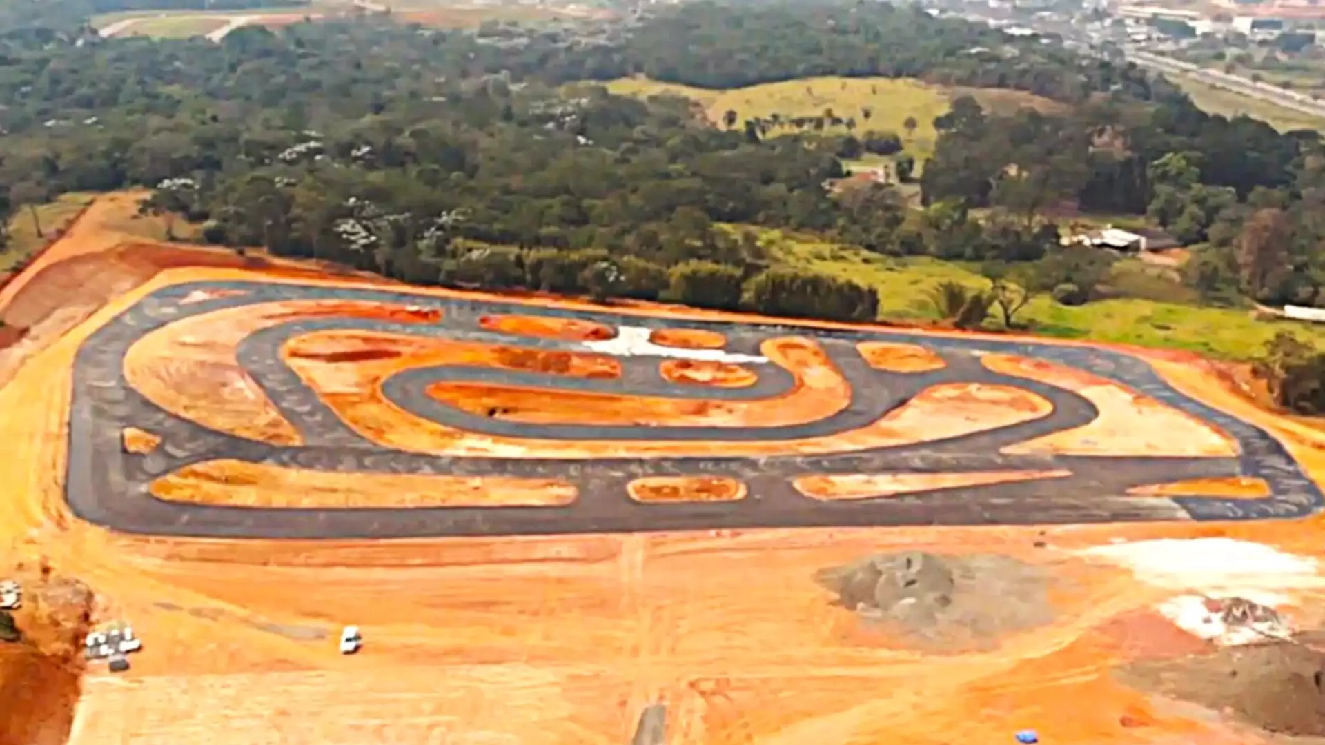 Imagem aérea V11 Arena Kart - Divulgação