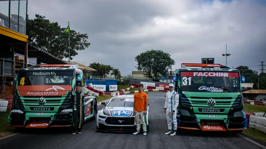 Trucks e Nascar Brasil da Família Giaffone - Priscila Paiva