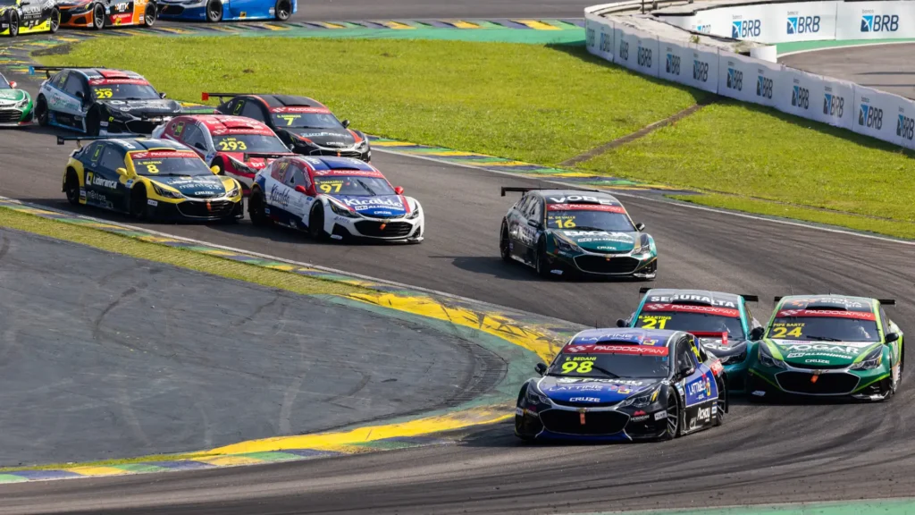 Grid 1ª Etapa/Stock Light - Rafael Gagliano
