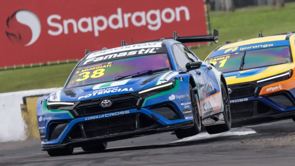 Zezinho Muggiati/CAR Racing Sterling/BRB Stock Car Pro Series - Rodrigo Ruiz